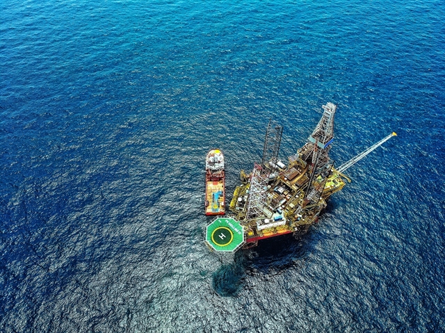 베트남 증시, 매도 압력을 뚫고 상승 마감