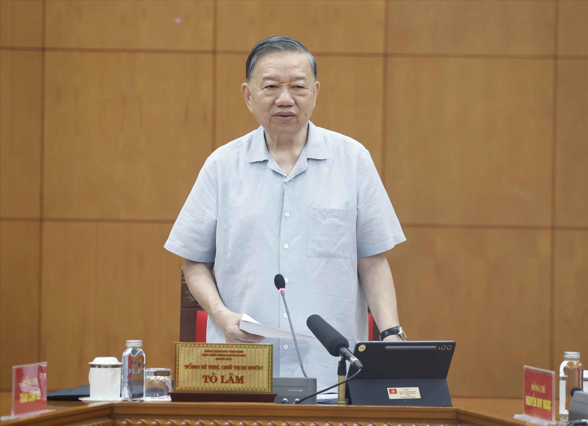 또 럼 서기장, 하노이서 베트남 소재 산업 전략적 육성 강조