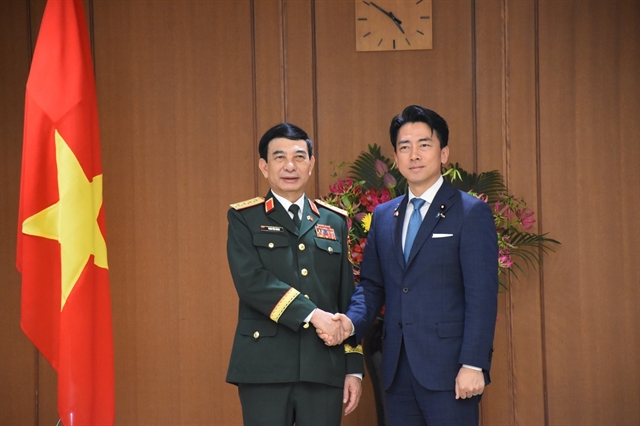 판 반 장 국방장관, 일본 방문서 방산 협력 확대 논의